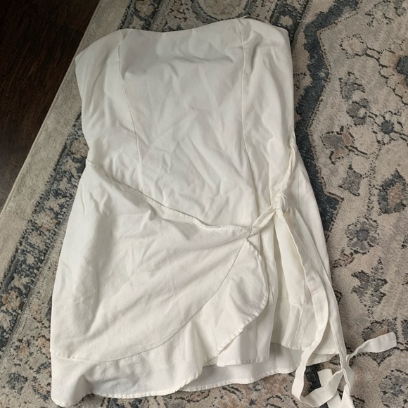 Princess Polly book of love mini - Picture 3 of 10